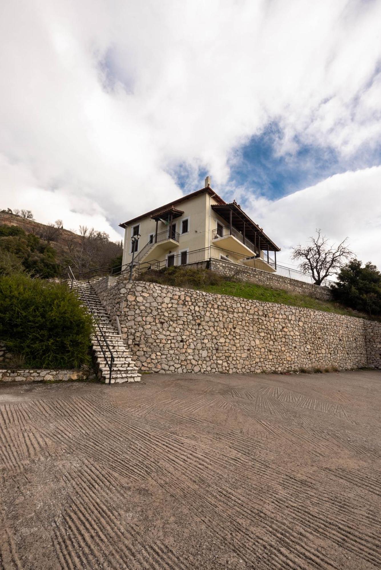 Meli Apartments Arachova Extérieur photo